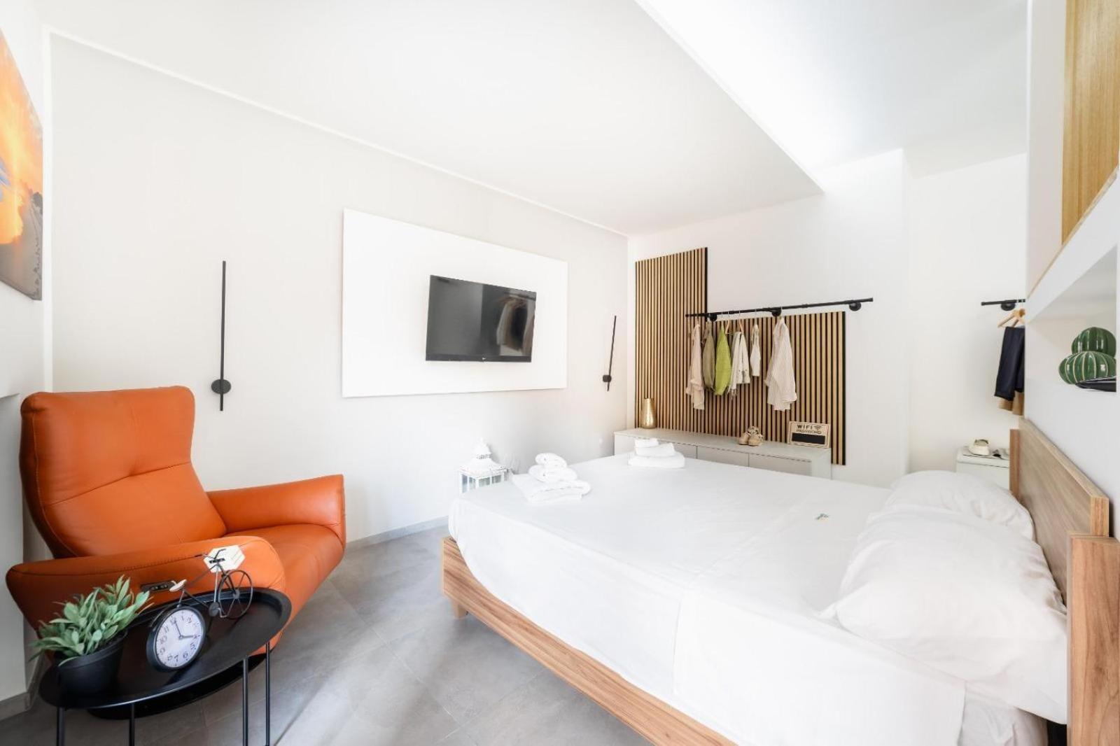 Sole Apartments テッラチーナ エクステリア 写真