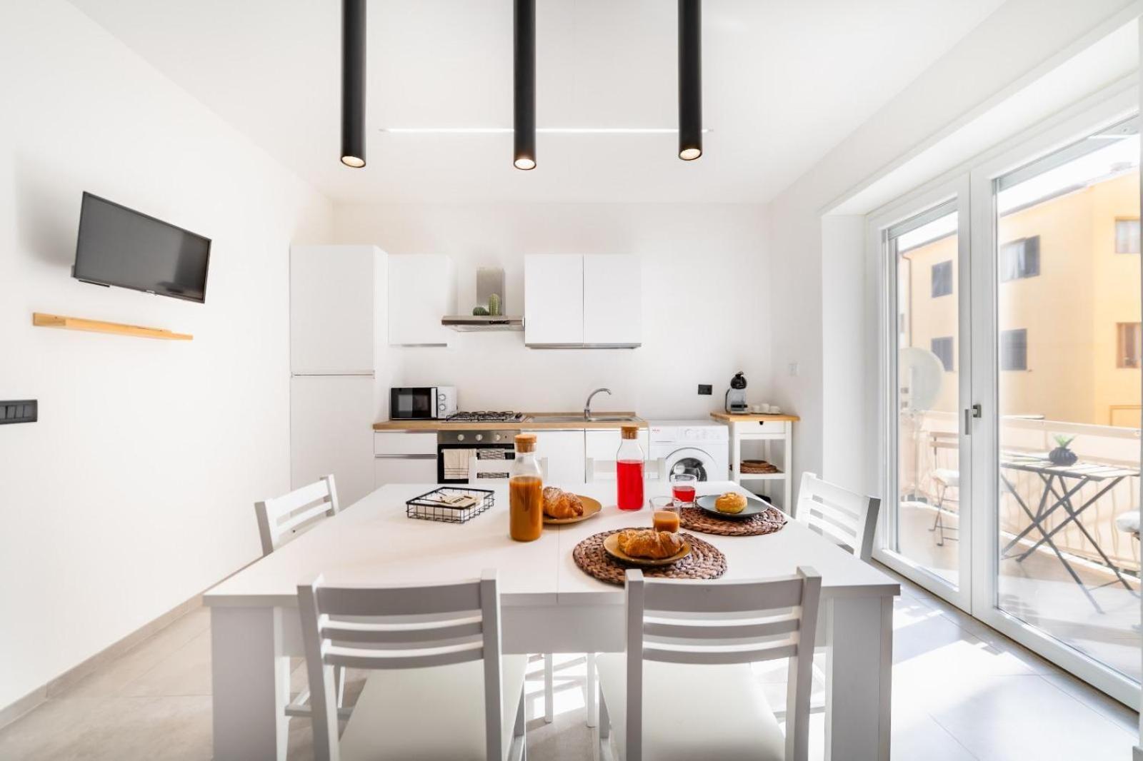 Sole Apartments テッラチーナ エクステリア 写真